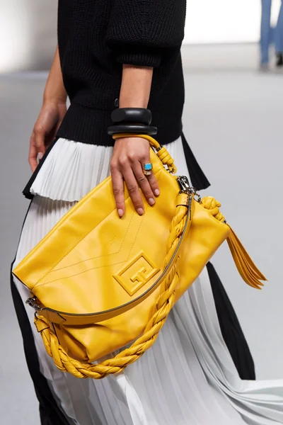 Look 145